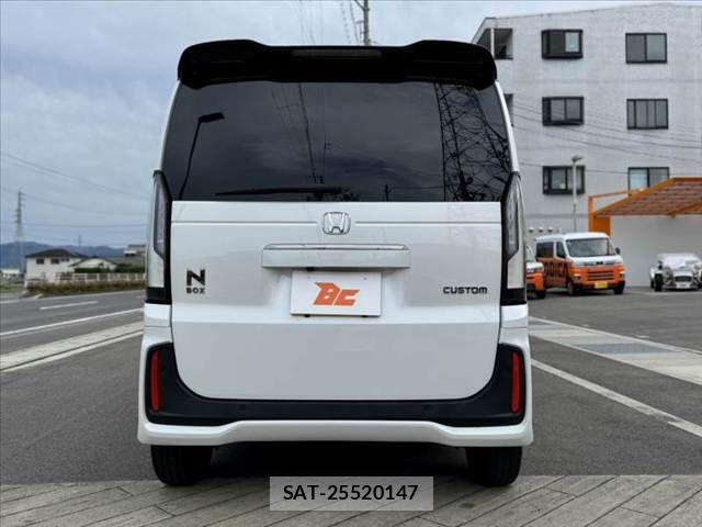 Honda N BOX CUSTOM 2024-03 7358977-13