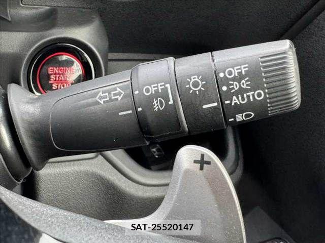 Honda N BOX CUSTOM 2024-03 7358977-22