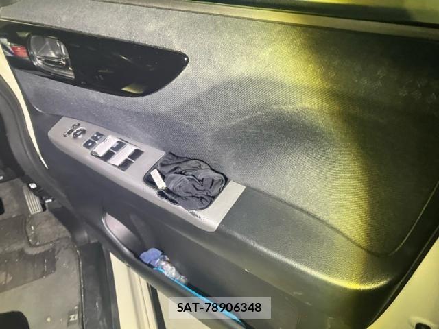 Honda N BOX CUSTOM 2015-10 7393216-10