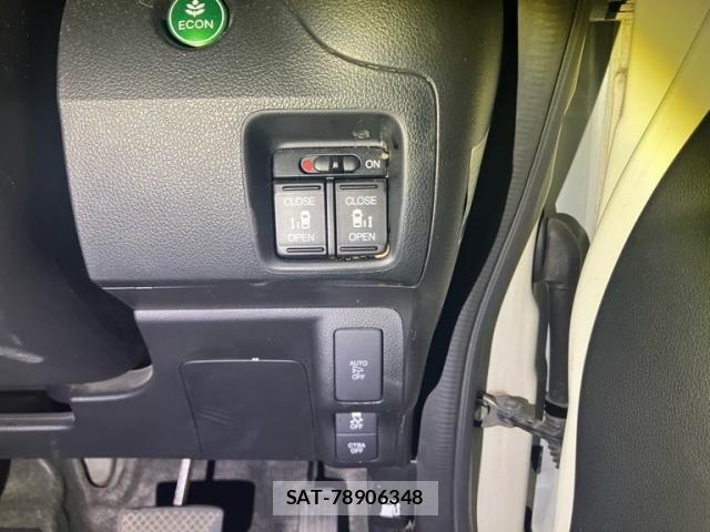Honda N BOX CUSTOM 2015-10 7393216-12