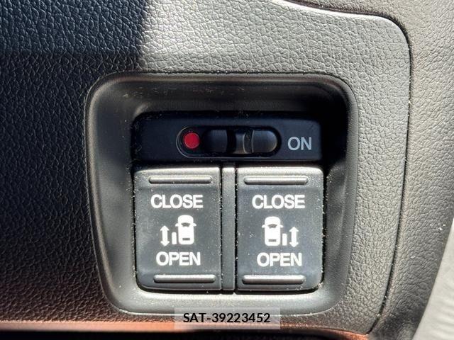 Honda N BOX CUSTOM 2016-10 7393200-23