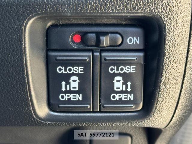 Honda N BOX CUSTOM 2017-03 7393206-23