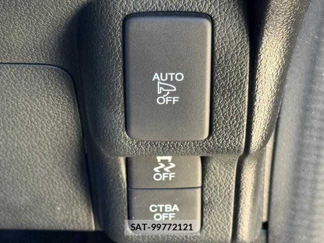 Honda N BOX CUSTOM 2017-03 7393206-24