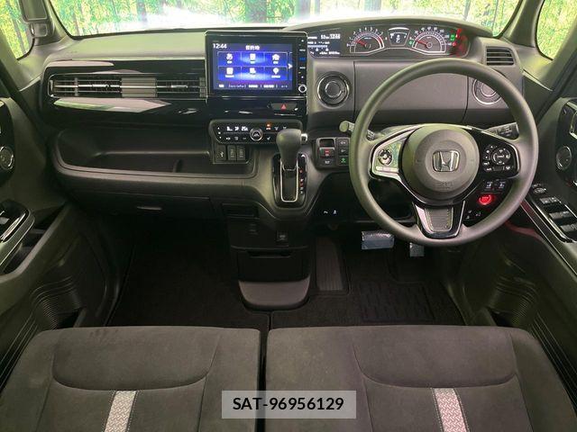 Honda N BOX CUSTOM 2022-02 7393179-1