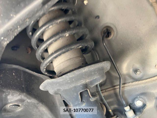 Honda N BOX CUSTOM 2018-04 7393196-19