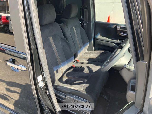 Honda N BOX CUSTOM 2018-04 7393196-7