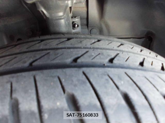 Honda N BOX CUSTOM 2019-05 7393186-15