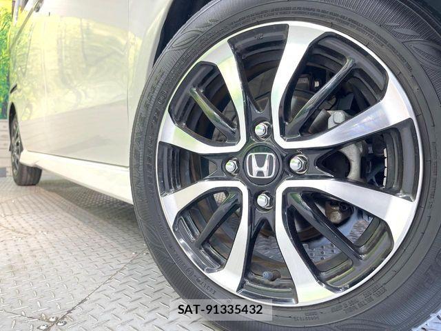 Honda N BOX CUSTOM 2017-11 7393181-12