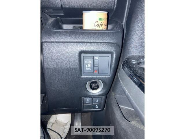 Honda N BOX CUSTOM 2020-06 7393201-12