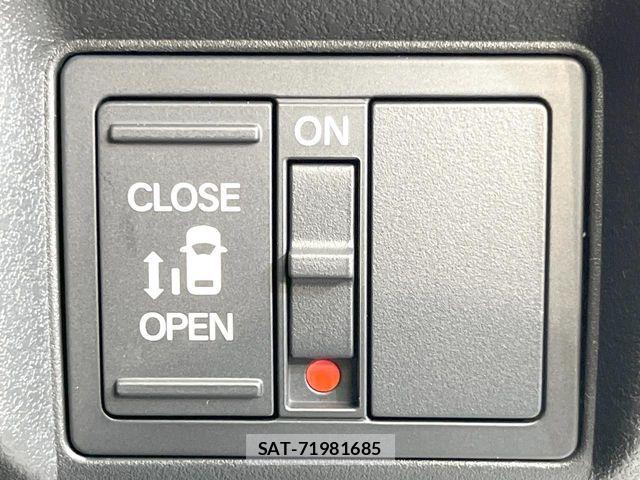 Honda N BOX CUSTOM 2026-04 7393246-2