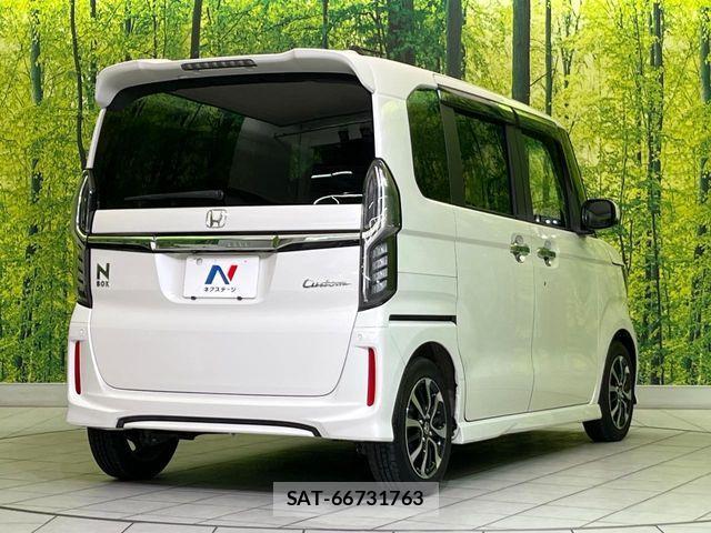 Honda N BOX CUSTOM 2019-05 7393169-16