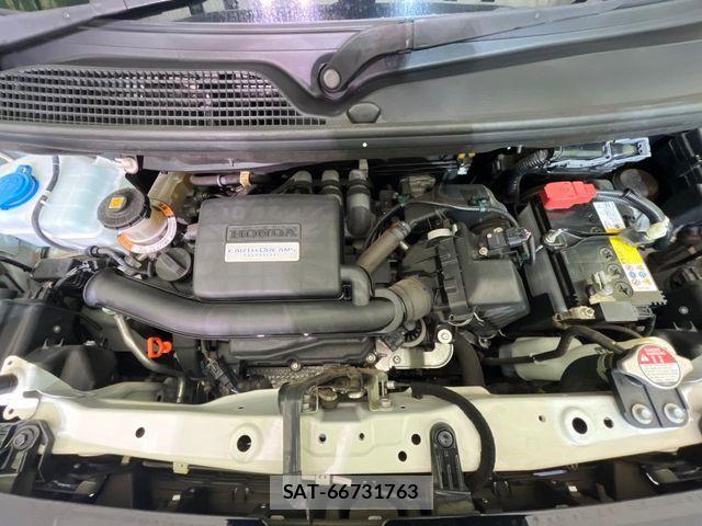 Honda N BOX CUSTOM 2019-05 7393169-17