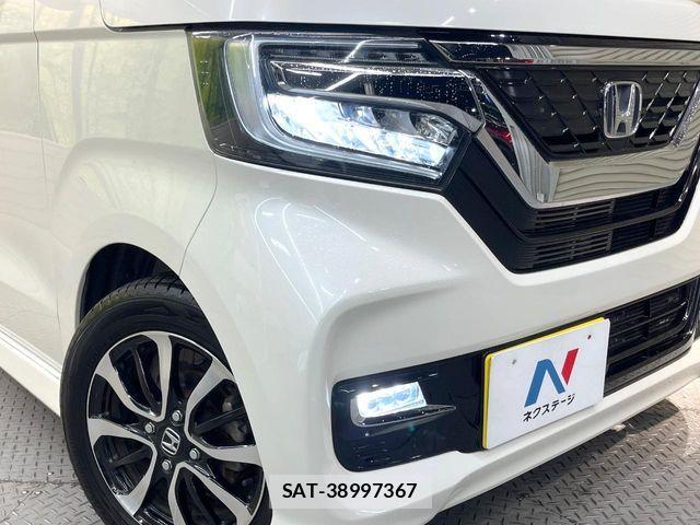 Honda N BOX CUSTOM 2018-03 7393184-11