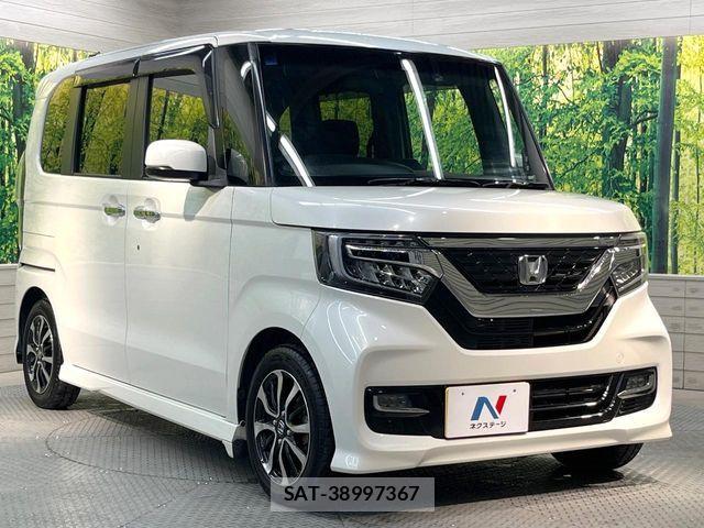 Honda N BOX CUSTOM 2018-03 7393184-15