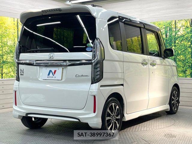 Honda N BOX CUSTOM 2018-03 7393184-16