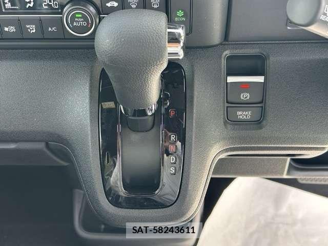 Honda N BOX CUSTOM 2026-03 7456207-18
