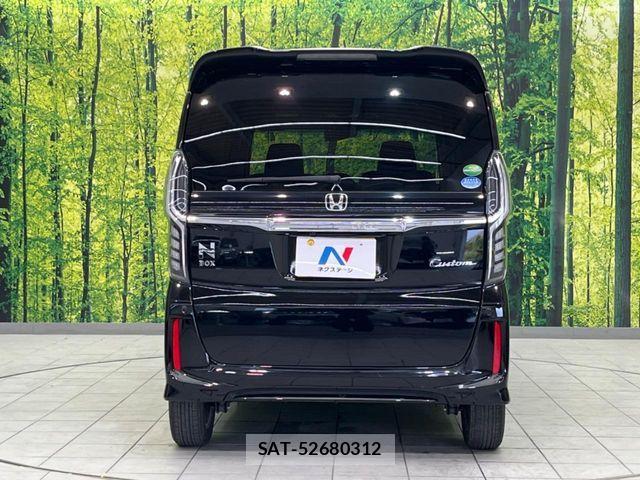 Honda N BOX CUSTOM 2020-04 7456242-14