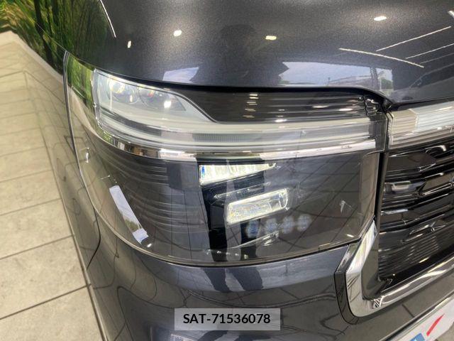 Honda N BOX CUSTOM 2024-10 7456219-11