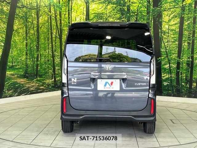 Honda N BOX CUSTOM 2024-10 7456219-14