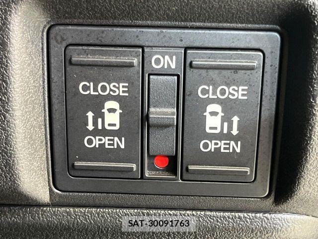 Honda N BOX CUSTOM 2024-03 7456200-2