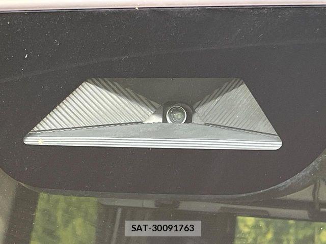 Honda N BOX CUSTOM 2024-03 7456200-5