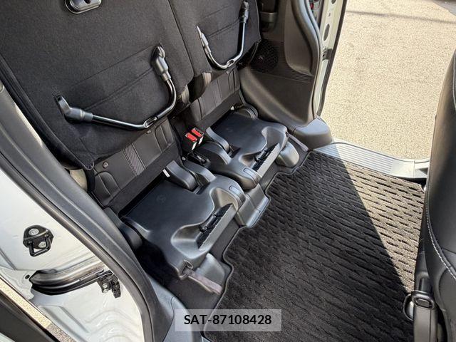 Honda N BOX CUSTOM 2024-07 7456246-19
