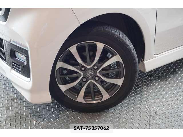 Honda N BOX CUSTOM 2022-08 7456251-14