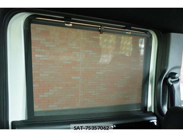 Honda N BOX CUSTOM 2022-08 7456251-15