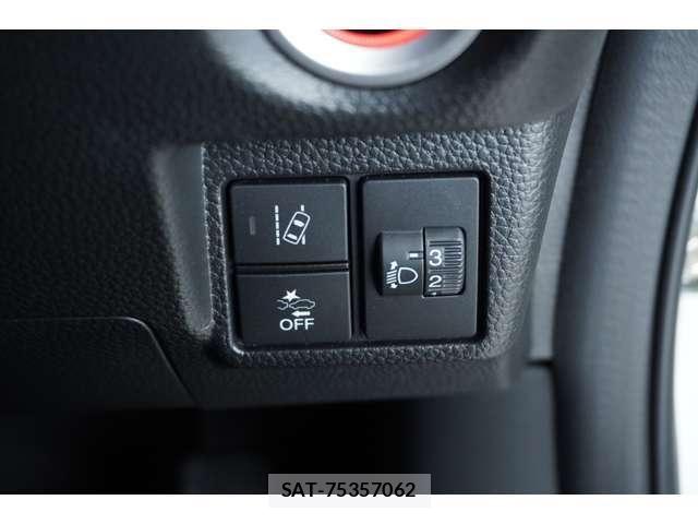 Honda N BOX CUSTOM 2022-08 7456251-29