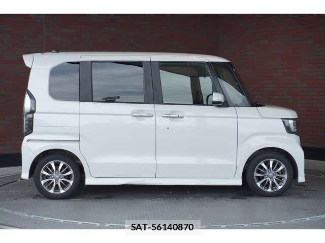 Honda N BOX CUSTOM 2022-04 7456247-1