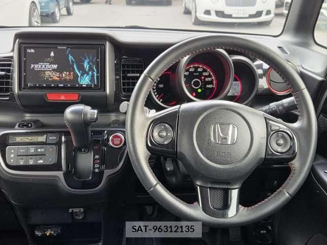 Honda N BOX CUSTOM 2014-07 7456269-1