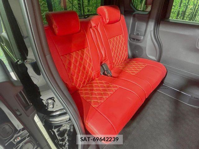 Honda N BOX CUSTOM 2024-08 7456198-8