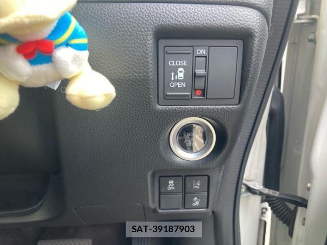 Honda N BOX CUSTOM 2019-07 7456274-16
