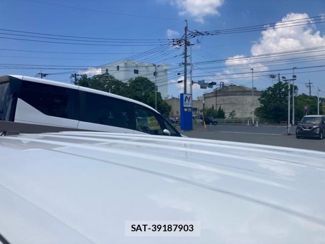 Honda N BOX CUSTOM 2019-07 7456274-4