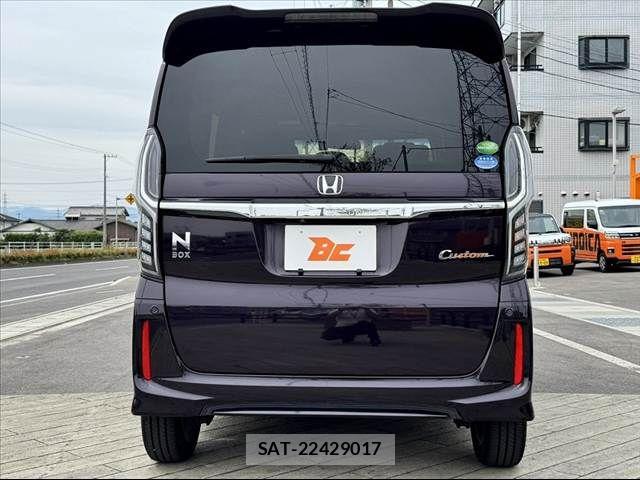 Honda N BOX CUSTOM 2017-09 7456262-13