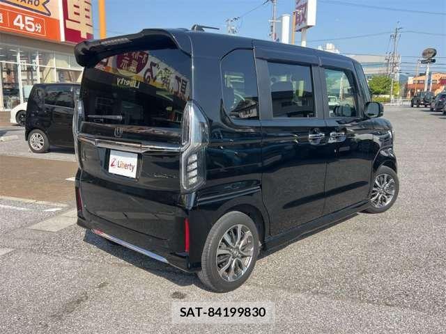 Honda N BOX CUSTOM 2022-03 7456238-10