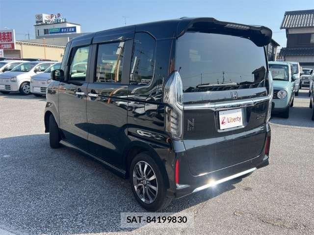 Honda N BOX CUSTOM 2022-03 7456238-12