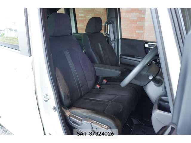Honda N BOX CUSTOM 2022-08 7456250-5