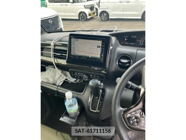 Honda N BOX CUSTOM 2019-02 7456272-10