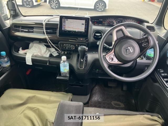 Honda N BOX CUSTOM 2019-02 7456272-12