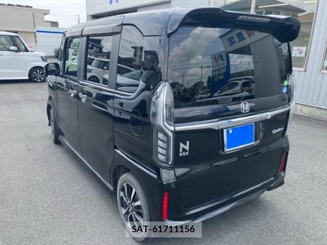 Honda N BOX CUSTOM 2019-02 7456272-13