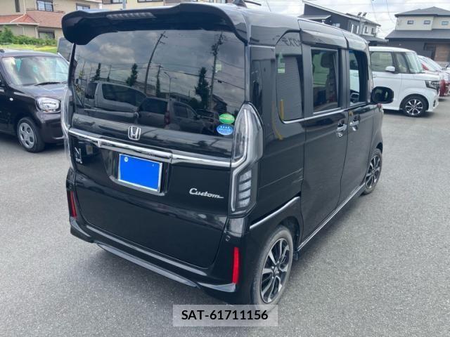 Honda N BOX CUSTOM 2019-02 7456272-14