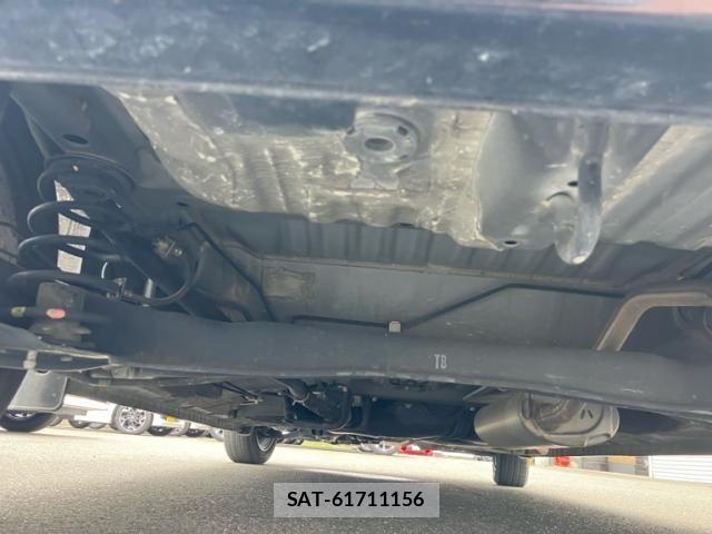 Honda N BOX CUSTOM 2019-02 7456272-17