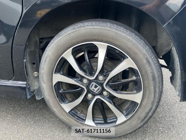 Honda N BOX CUSTOM 2019-02 7456272-18