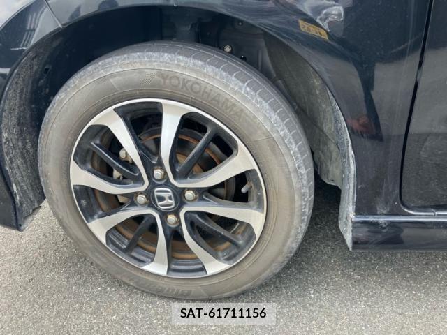 Honda N BOX CUSTOM 2019-02 7456272-19