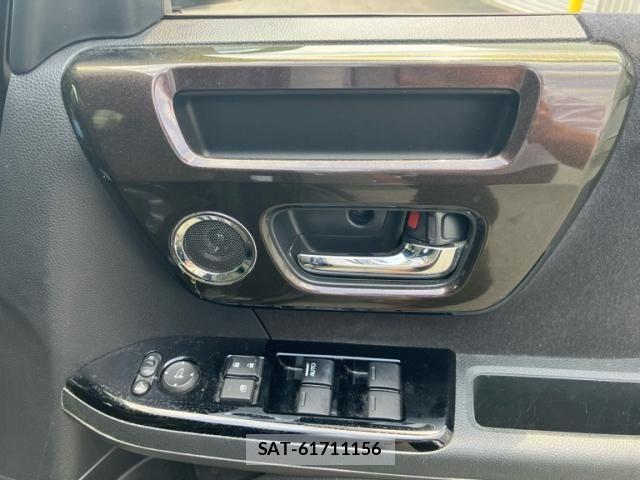 Honda N BOX CUSTOM 2019-02 7456272-6