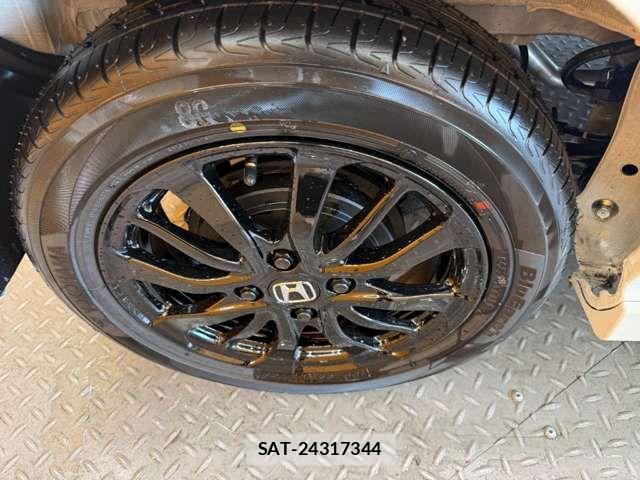 Honda N BOX CUSTOM 2026-04 7456208-15