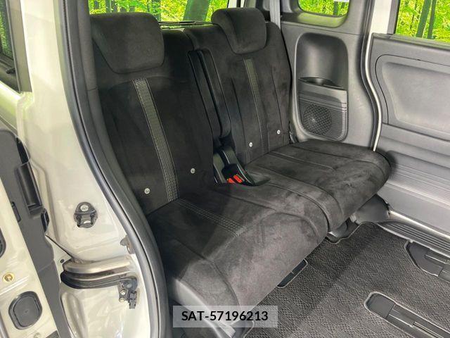 Honda N BOX CUSTOM 2022-02 7456230-8
