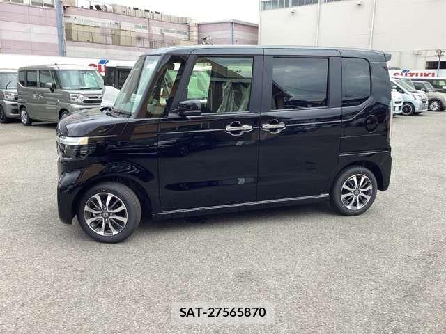 Honda N BOX CUSTOM 2026-02 7456224-5