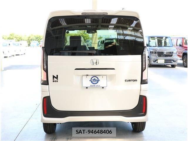 Honda N BOX CUSTOM 2026-04 7456206-21